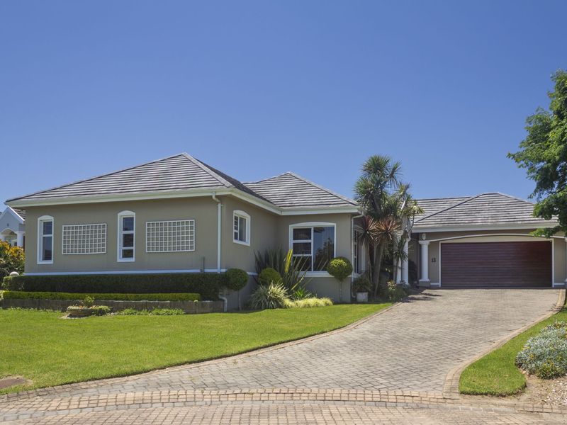 House For Sale in Kingswood Golf Estate - Photo 2