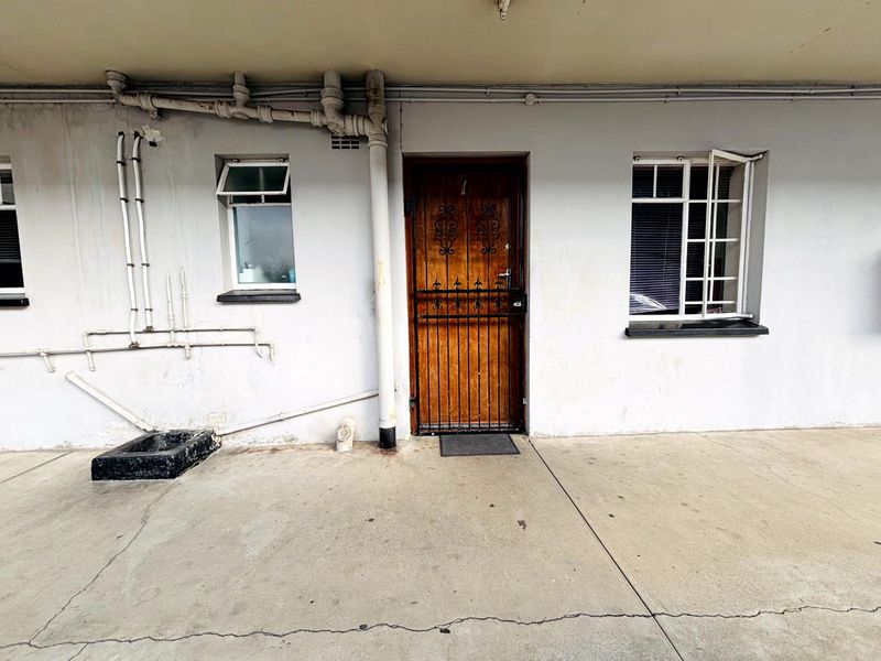 Apartment For Sale in Sydenham - Photo 4