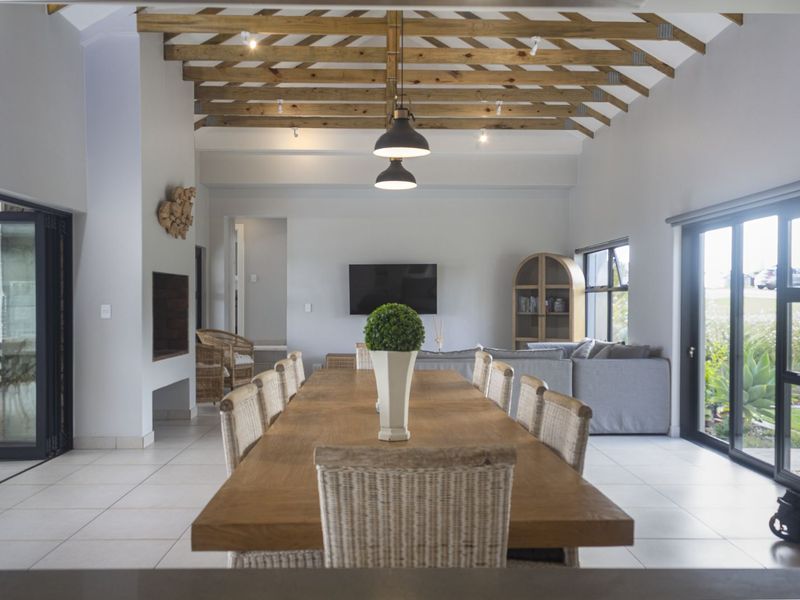 House For Sale in Hartland Lifestyle Estate - Photo 5