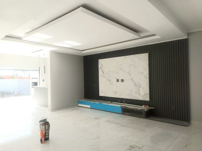 House For Sale in Six Fountains Residential Estate - Photo 2