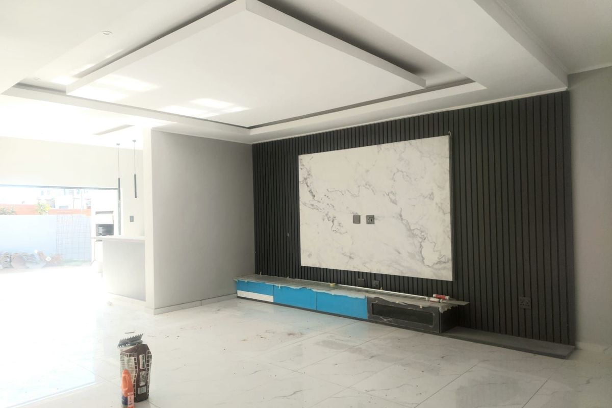 House For Sale in Six Fountains Residential Estate - Photo 2