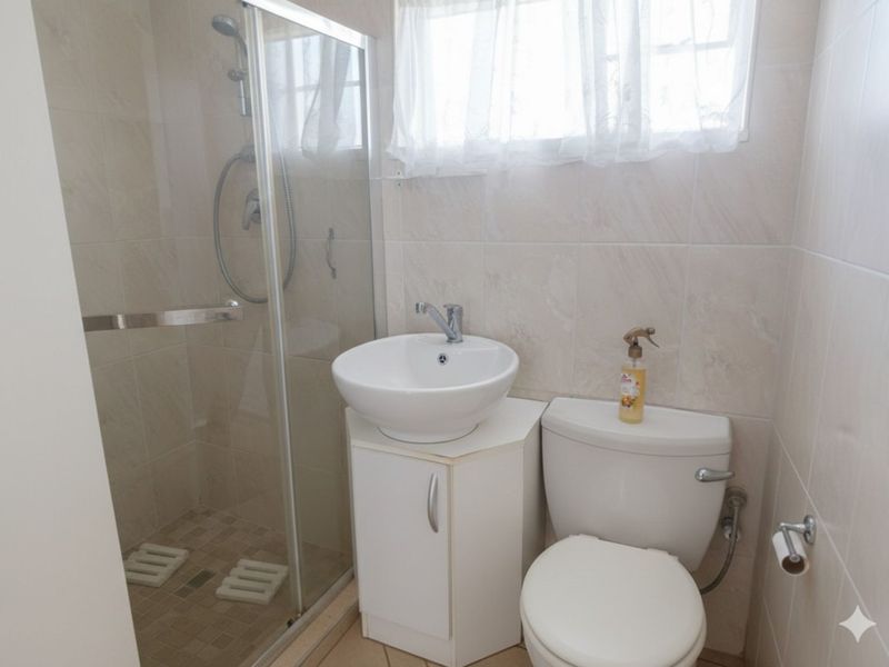 Apartment For Sale in Mossel Bay Central - Photo 8