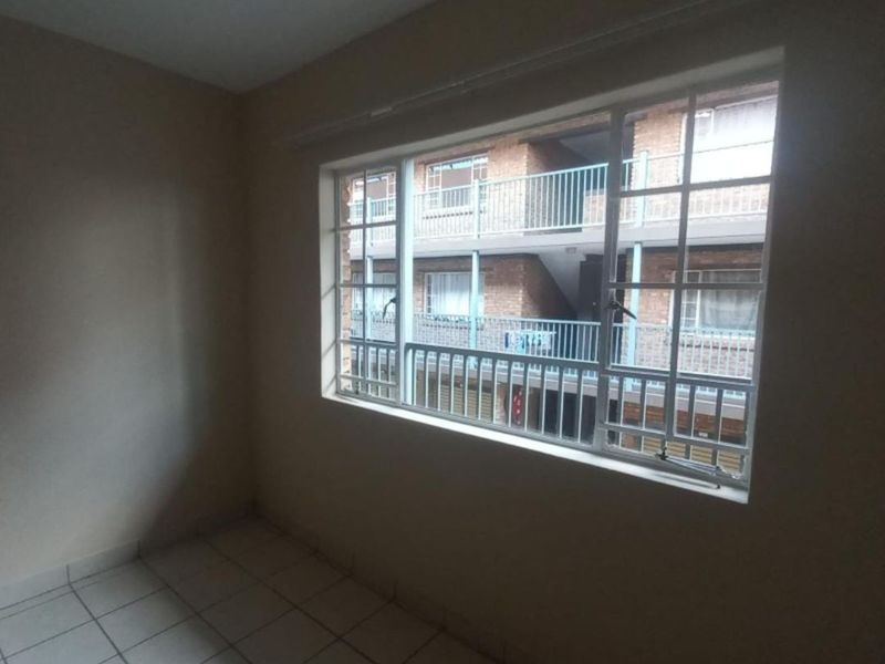 Apartment For Sale in Kempton Park Central - Photo 4