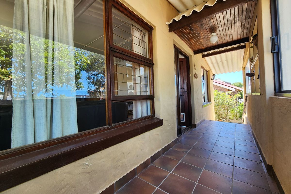 House For Sale in Witsand Central - Photo 4