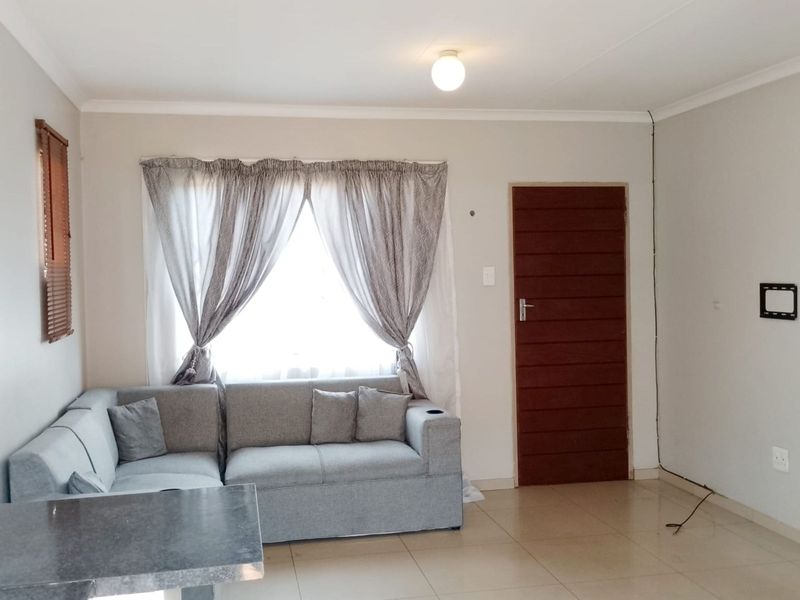 House To Rent in Sky City - Photo 3