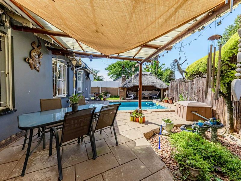 House For Sale in Albertville - Photo 4