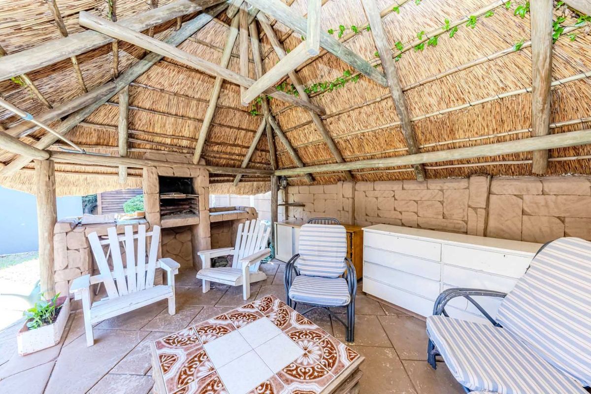 House For Sale in Albertville - Photo 3