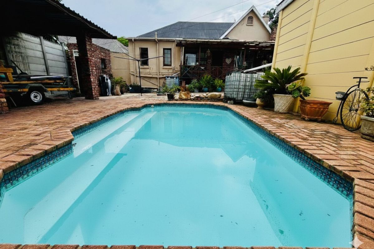 House For Sale in College Hill - Photo 3