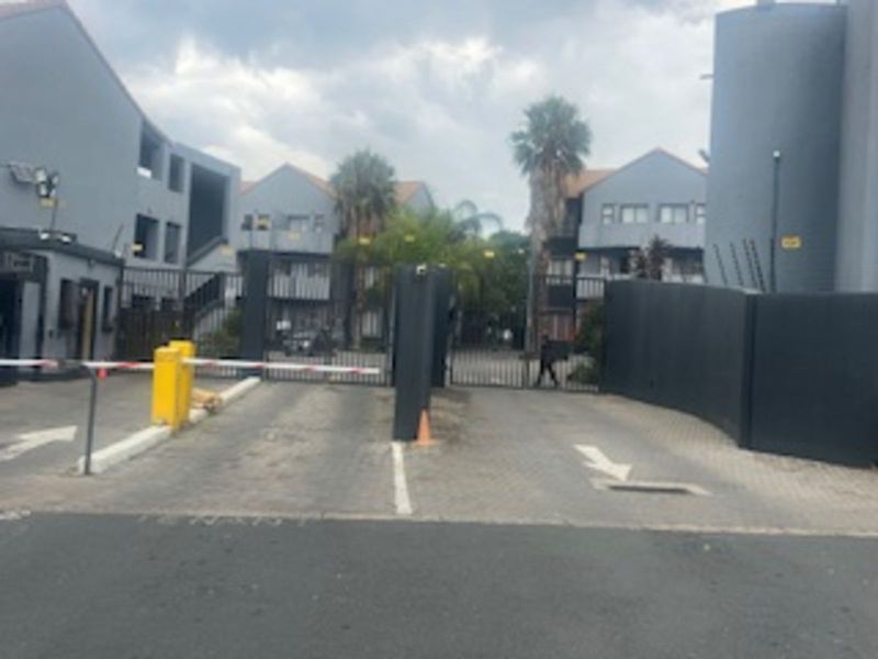 Apartment For Sale in Erand Gardens - Photo 2