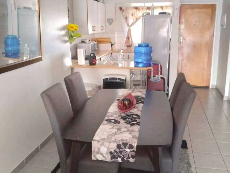 Apartment For Sale in Die Hoewes - Photo 6