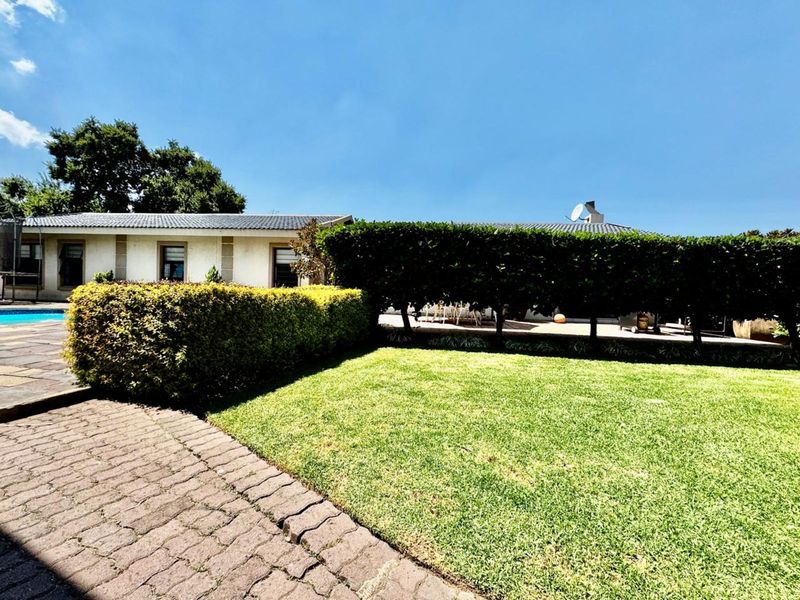 House For Sale in Secunda Central - Photo 3