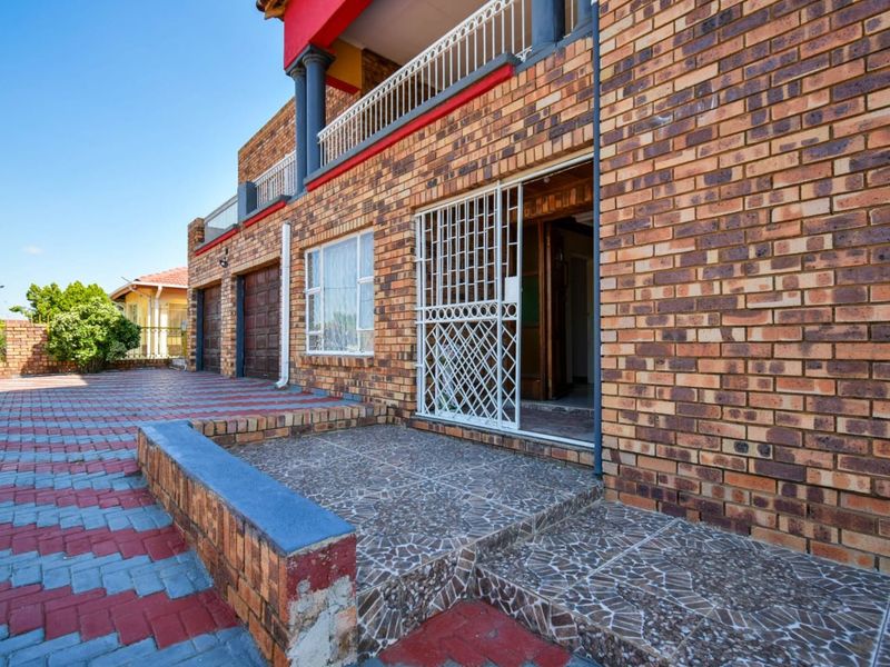 House For Sale in Mabopane Central - Photo 5