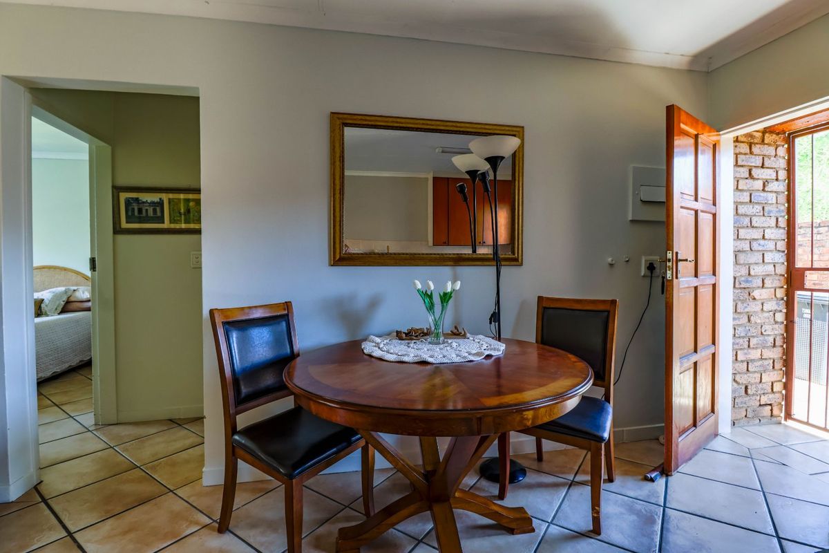 Townhouse For Sale in Amberfield - Photo 4