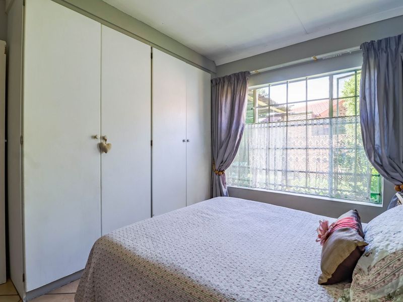 Townhouse For Sale in Amberfield - Photo 7