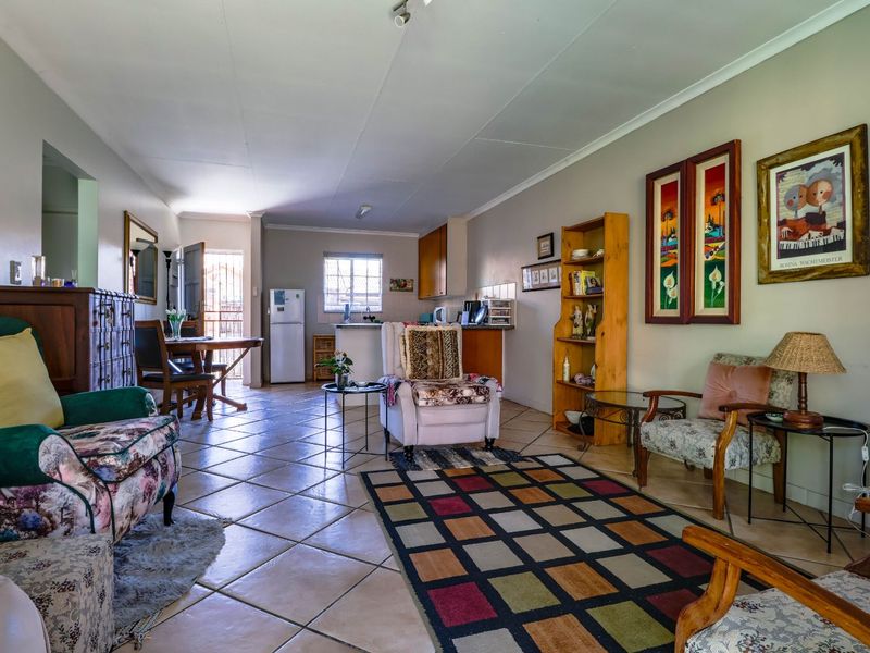 Townhouse For Sale in Amberfield - Photo 6