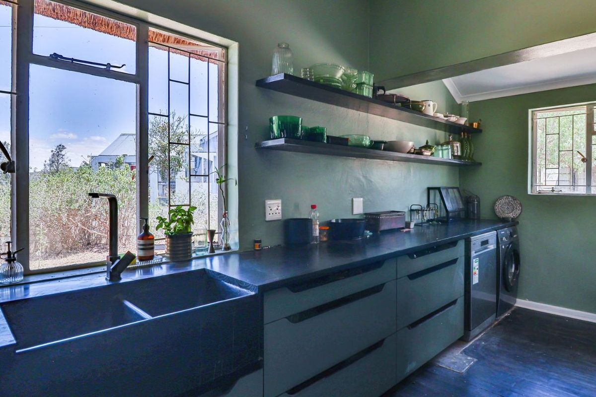 House For Sale in Bonnievale Central - Photo 2