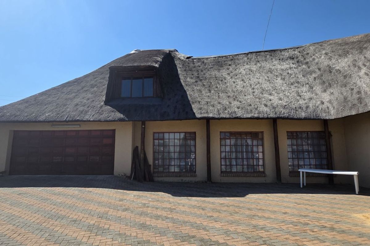 House For Sale in Vaal Marina Central - Photo 2