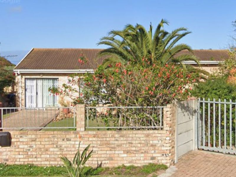 House For Sale in Wavecrest - Photo 2