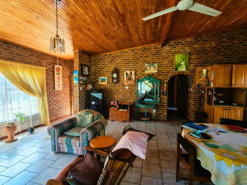 House For Sale in Modimolle Central - Photo 4
