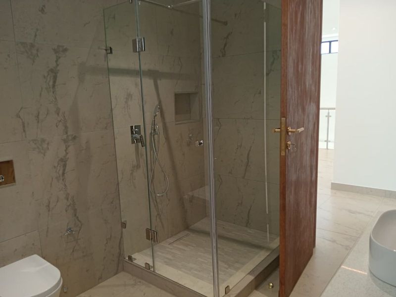 House For Sale in Morningside - Photo 7