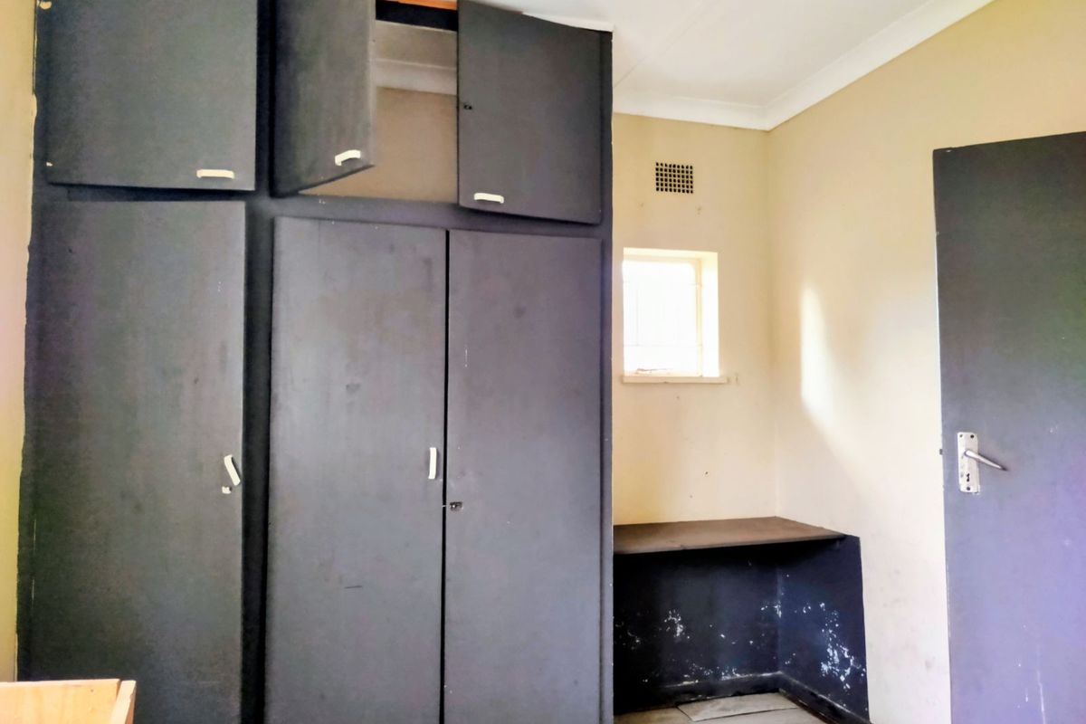 House For Sale in Stilfontein Ext 4 - Photo 5