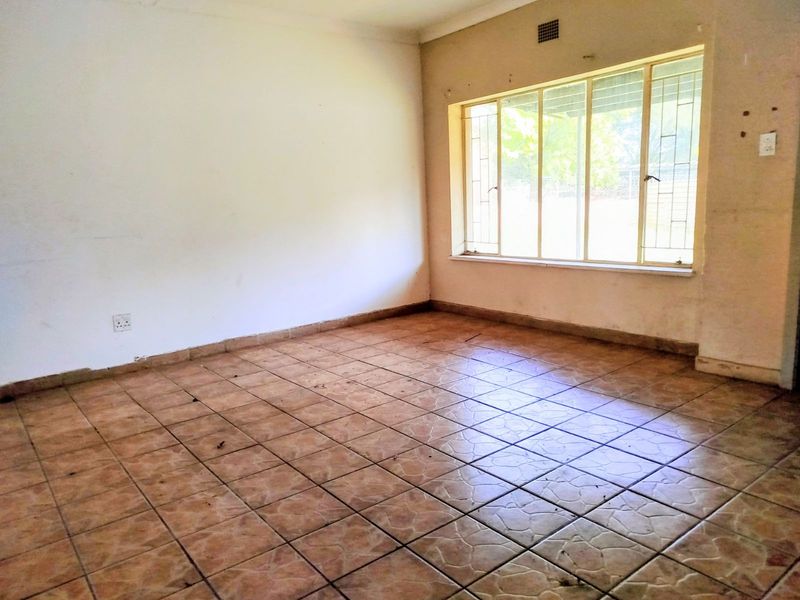 House For Sale in Stilfontein Ext 4 - Photo 8