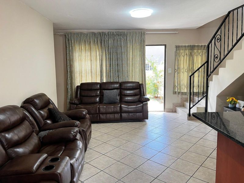 Townhouse For Sale in Halfway Gardens - Photo 8