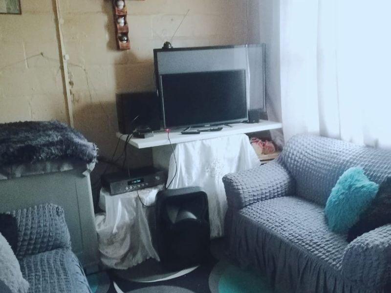 House For Sale in Bloemendal - Photo 6