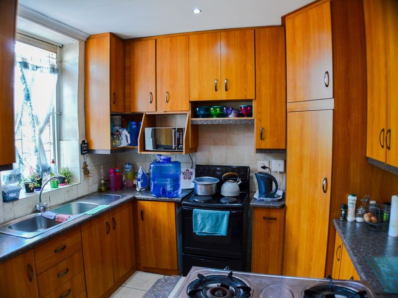 House For Sale in Oudtshoorn North - Photo 6