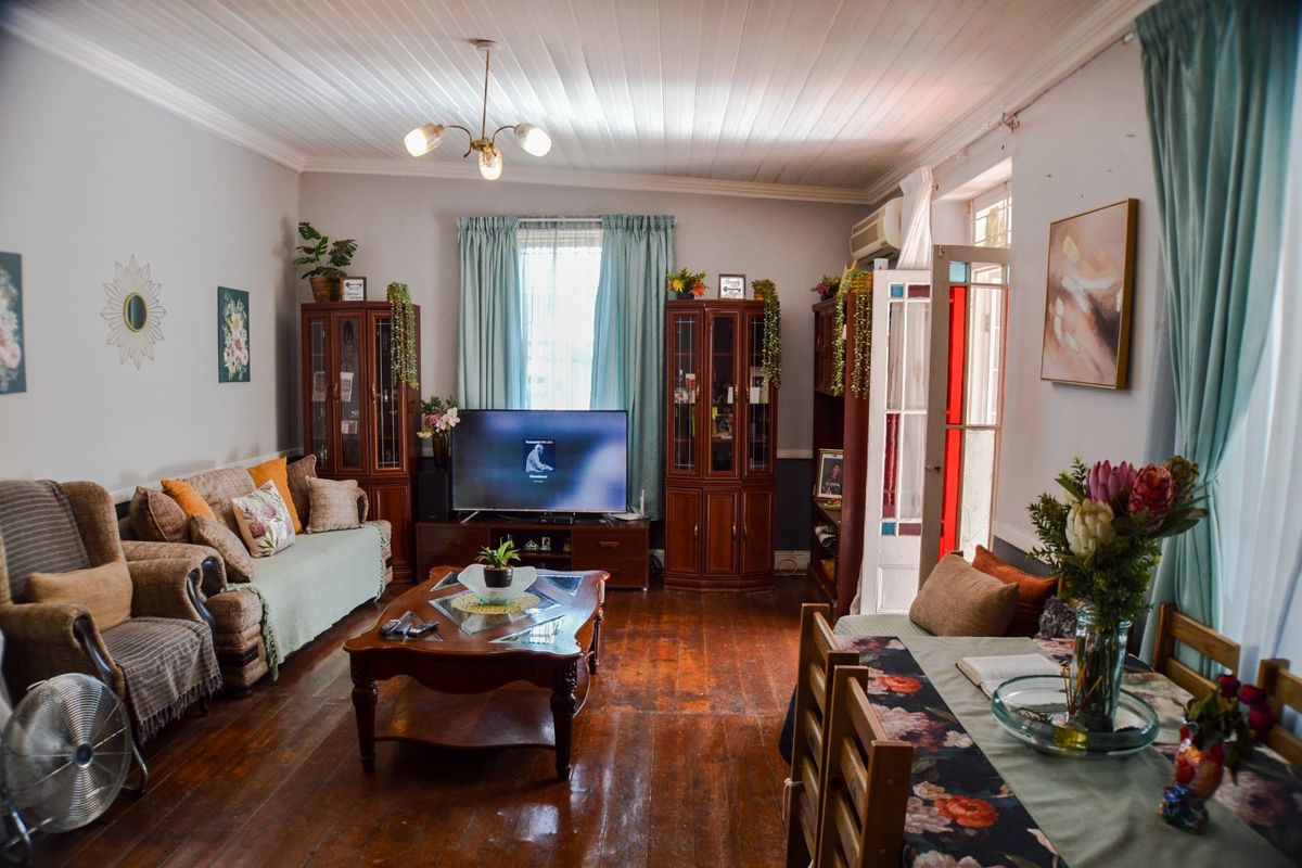 House For Sale in Oudtshoorn North - Photo 4