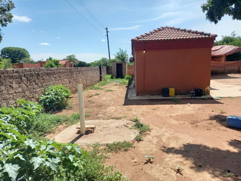 House For Sale in Hammanskraal Central - Photo 7