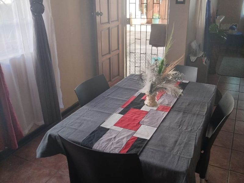 House For Sale in Ladine - Photo 8