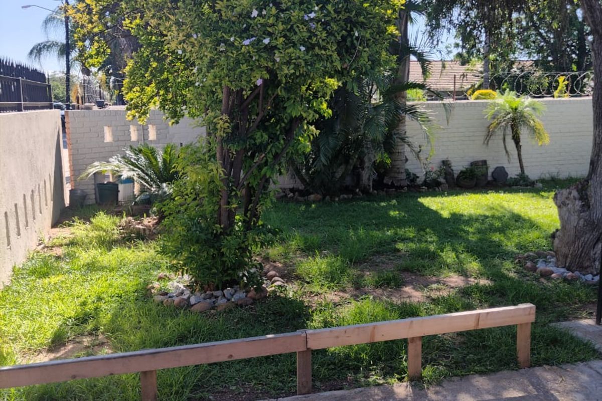 House For Sale in Ladine - Photo 2