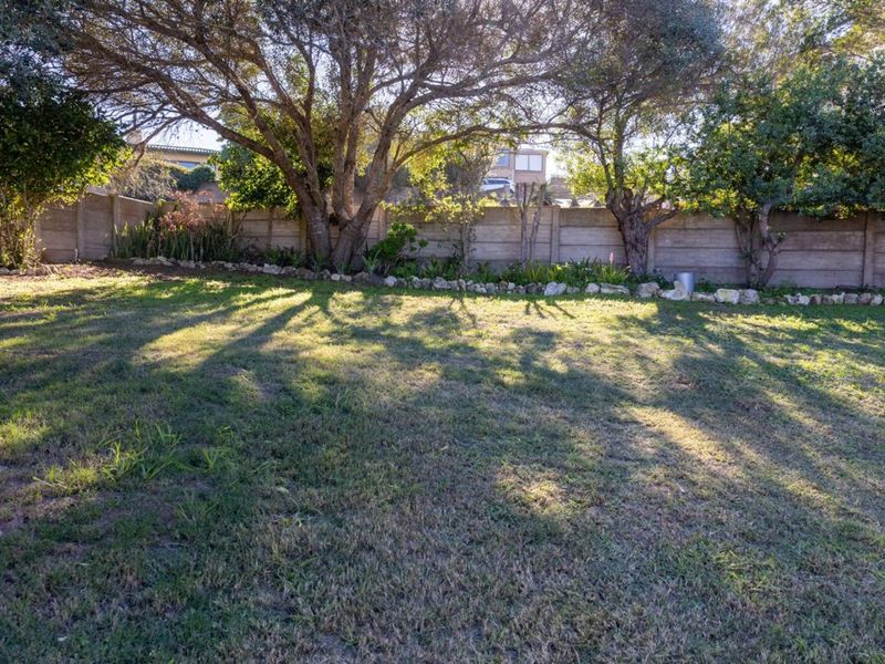 House For Sale in Stilbaai Wes - Photo 4