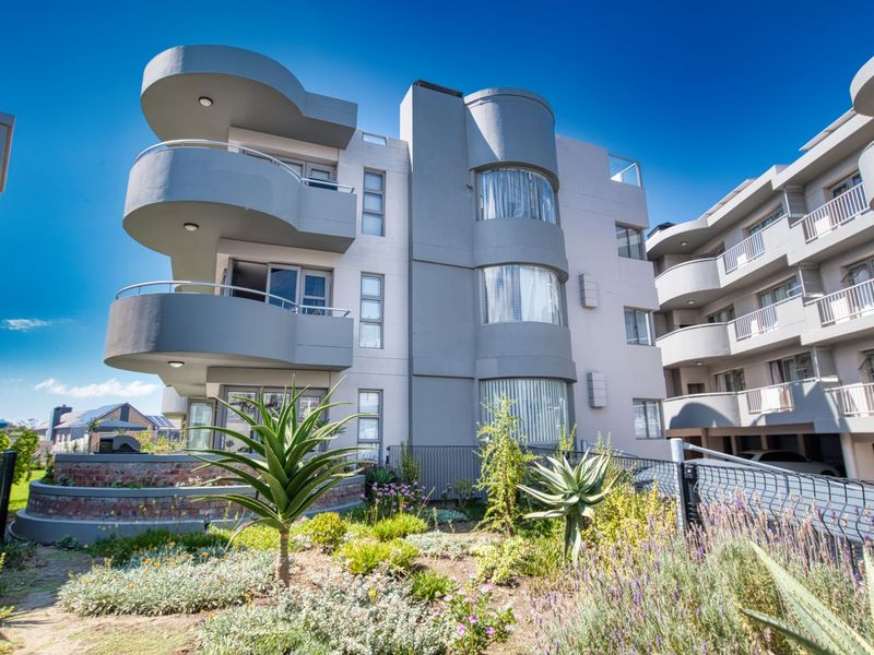 Apartment For Sale in Island View - Photo 2