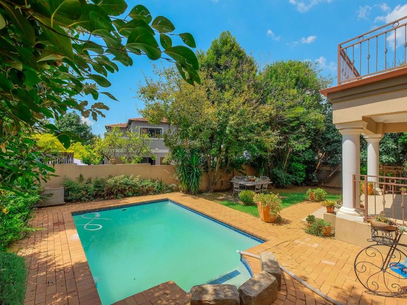 House For Sale in Honeydew Ridge - Photo 2