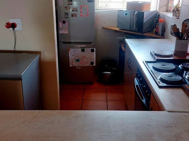 Townhouse For Sale in Bendor - Photo 9