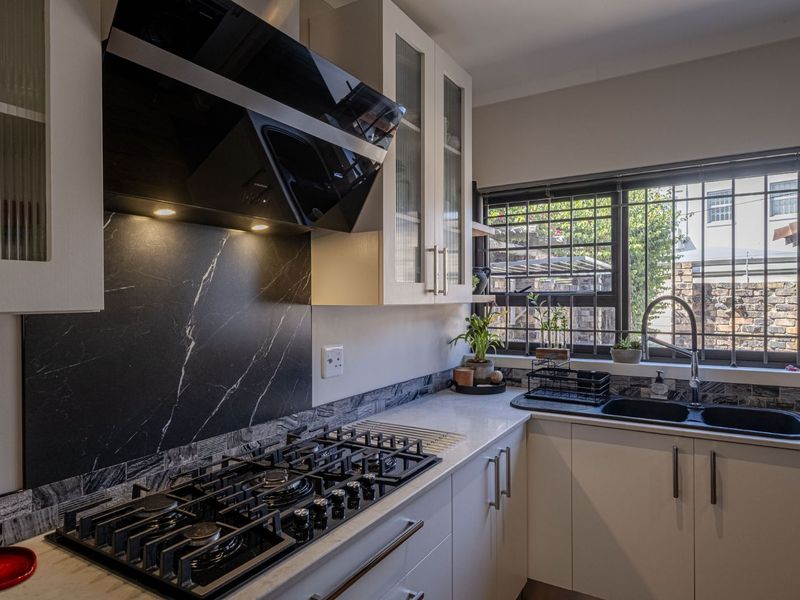 Townhouse For Sale in Greenacres - Photo 5