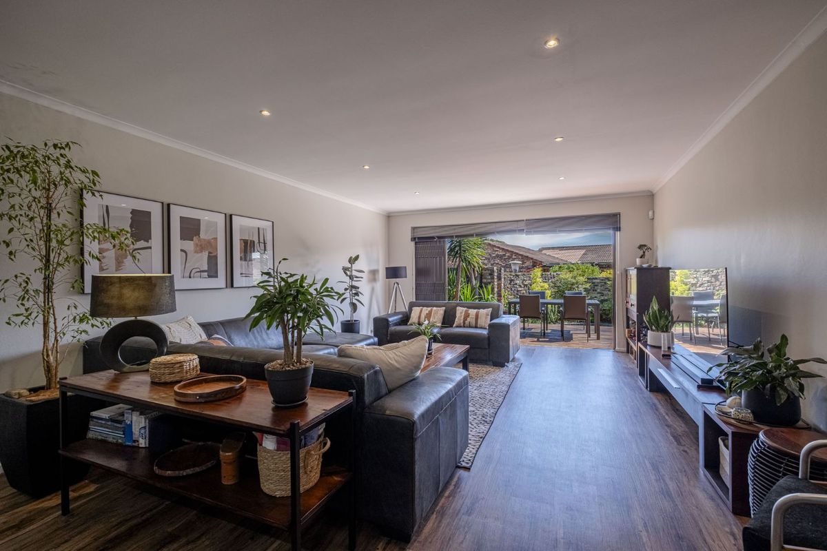 Townhouse For Sale in Greenacres - Photo 2