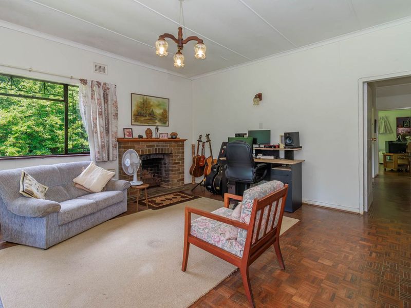 House For Sale in Crestholme - Photo 6