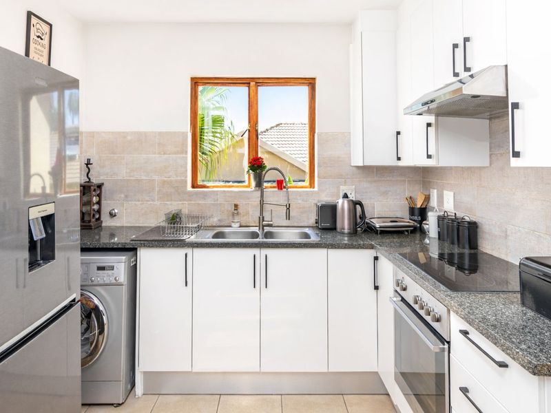 House For Sale in Randpark Ridge - Photo 8