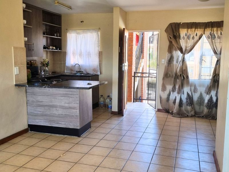 Apartment For Sale in Erand Gardens - Photo 6