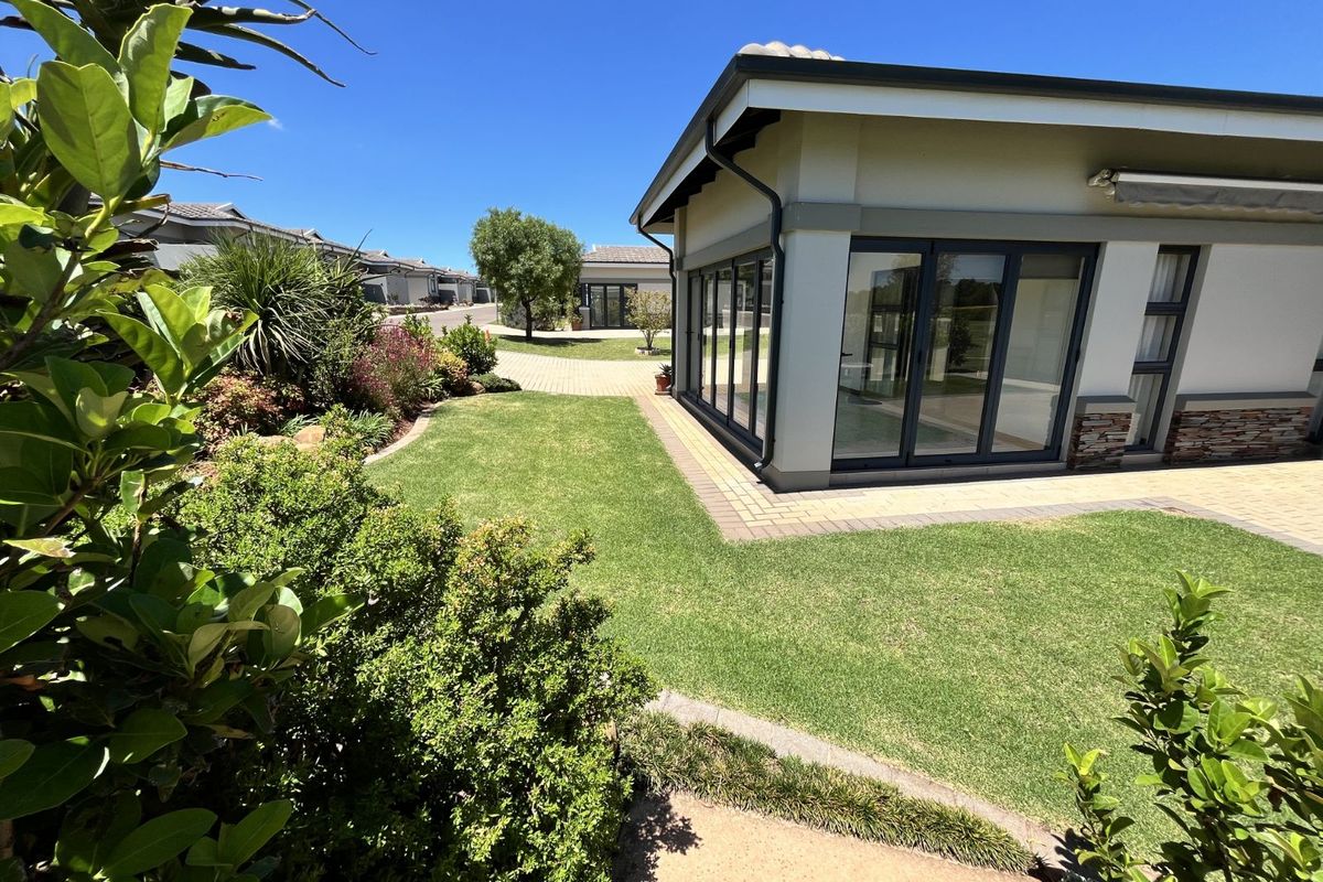 House For Sale in Eastlands Mature Lifestyle Estate - Photo 2