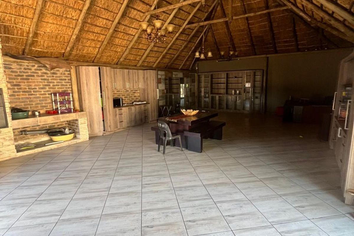 House For Sale in Pretoria Gardens - Photo 2