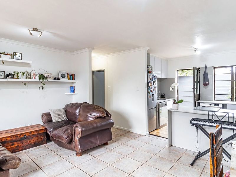 House For Sale in Bay Park - Photo 6