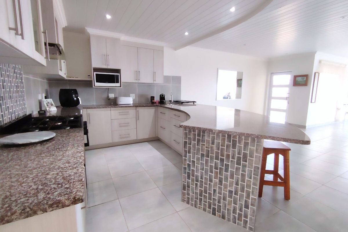 House For Sale in Monte Christo - Photo 5