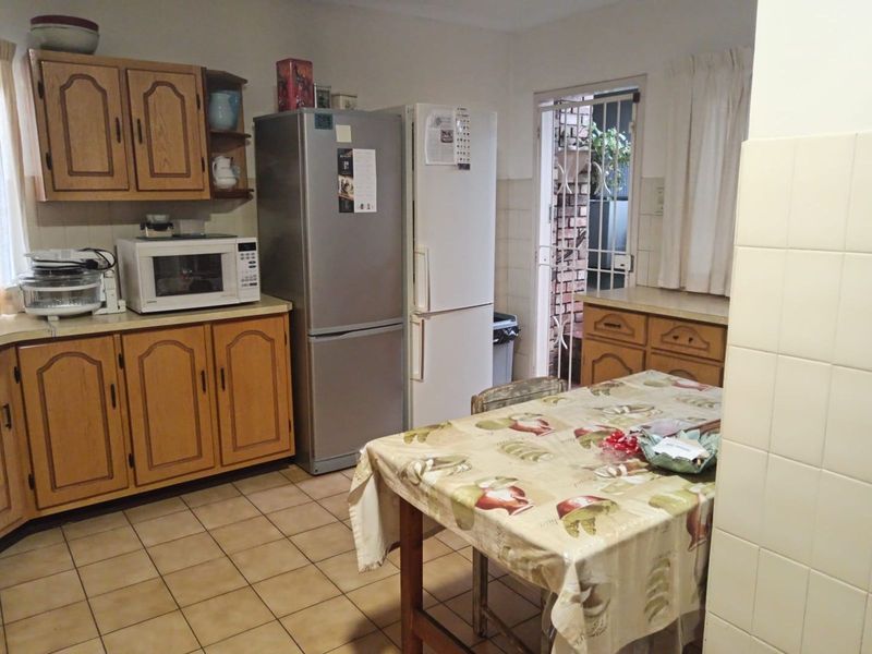 House For Sale in Faerie Glen - Photo 10