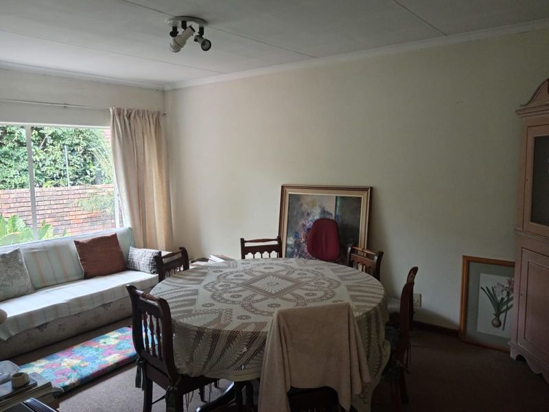 House For Sale in Faerie Glen - Photo 3