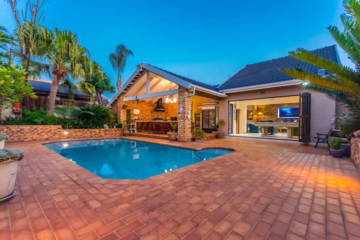 House For Sale in Rant En Dal - Photo 2