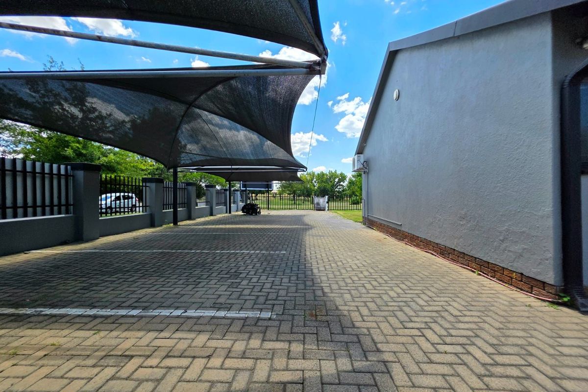 Commercial To Rent in Secunda Central - Photo 4